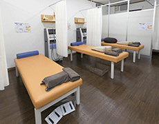 にじいろ接骨院