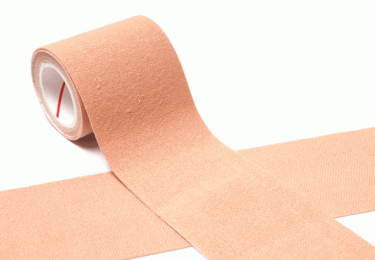 外反母趾の痛みを和らげる簡単なテーピングのやり方